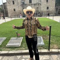 El Pariente 702