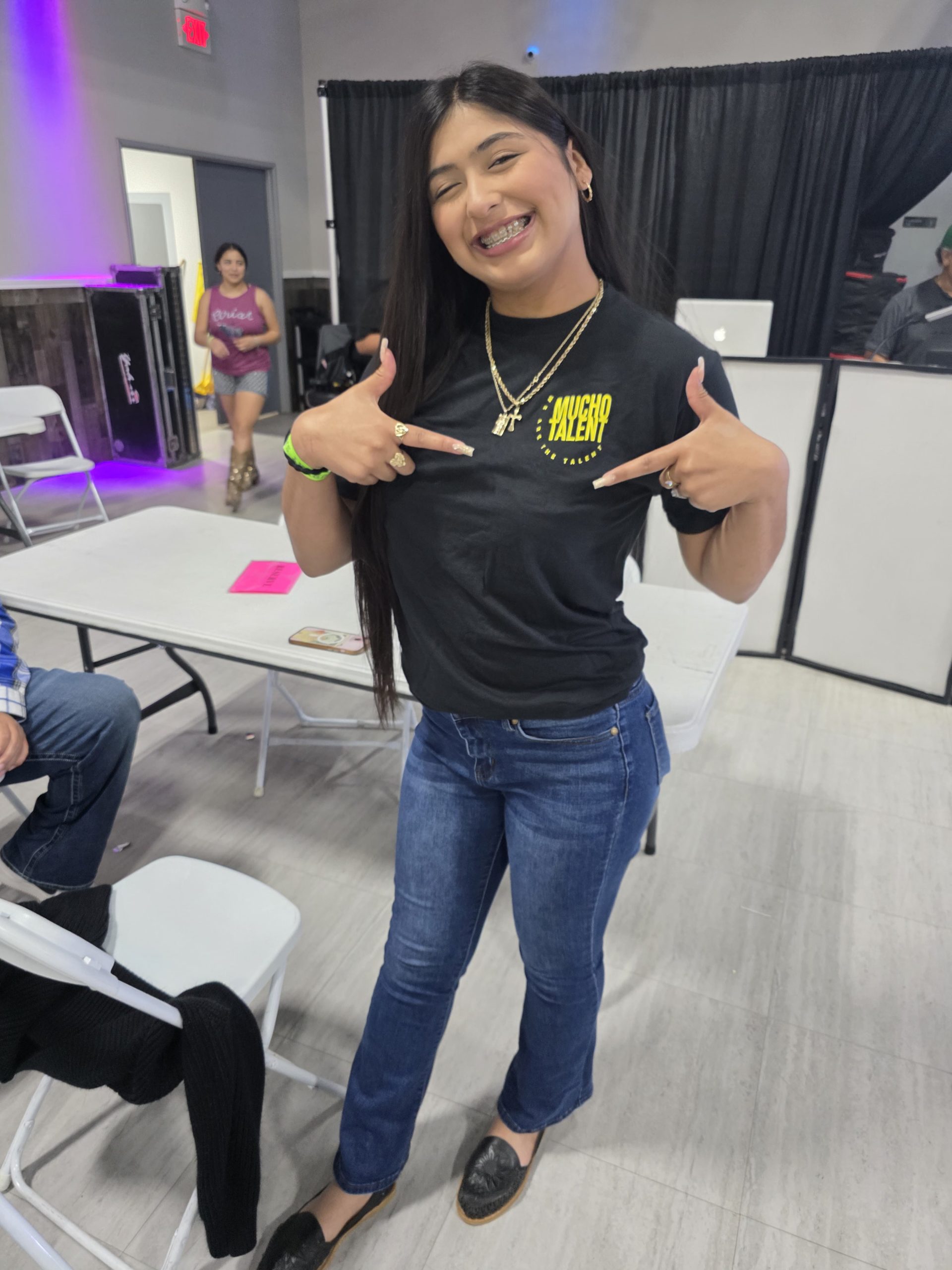 Anelsy Esmeralda Guzman aka La Cholita