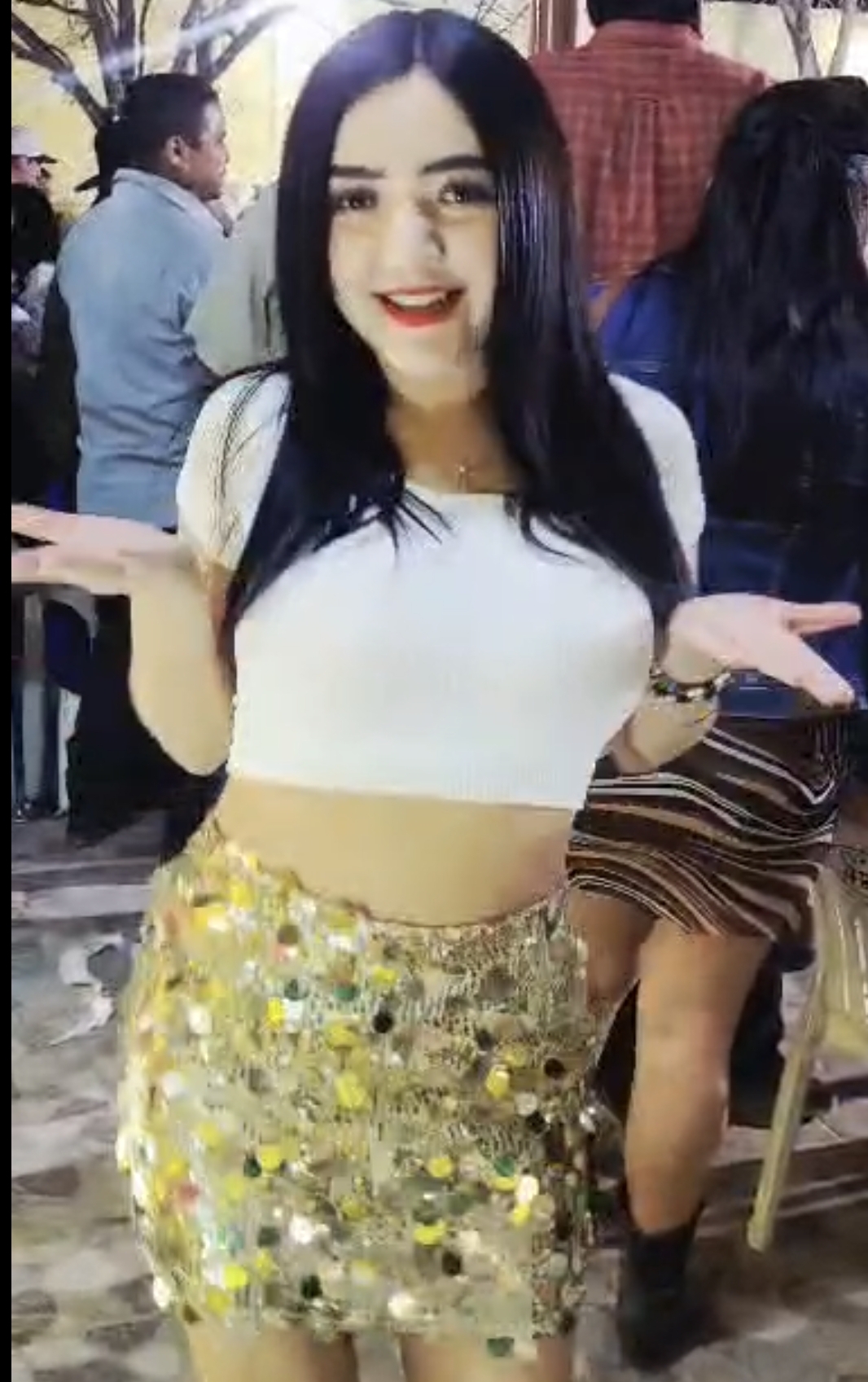 Mony Weepa La Renia de Mucho Talent